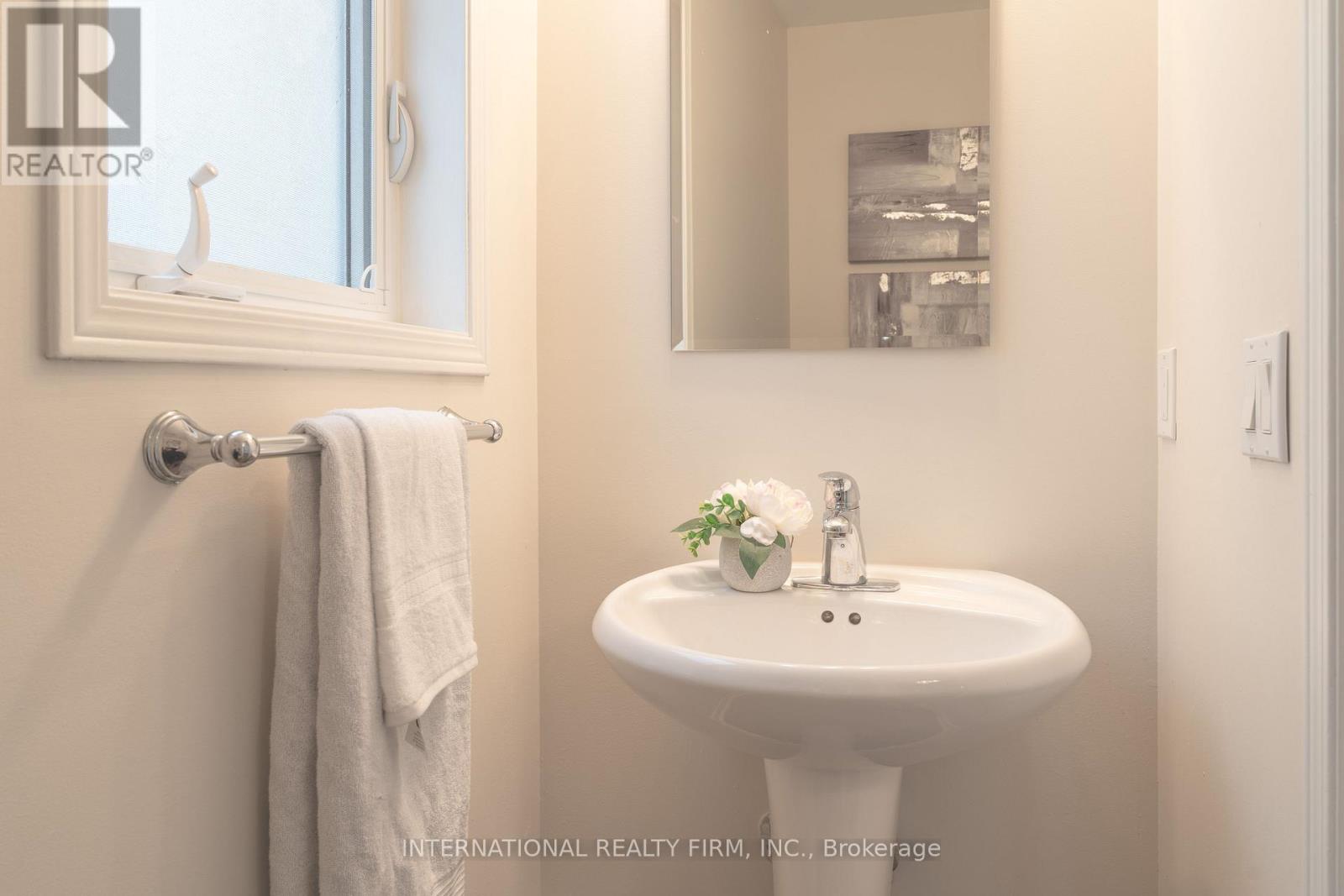 4881 Capri Crescent, Burlington, Ontario  L7M 0H8 - Photo 7 - W13734338