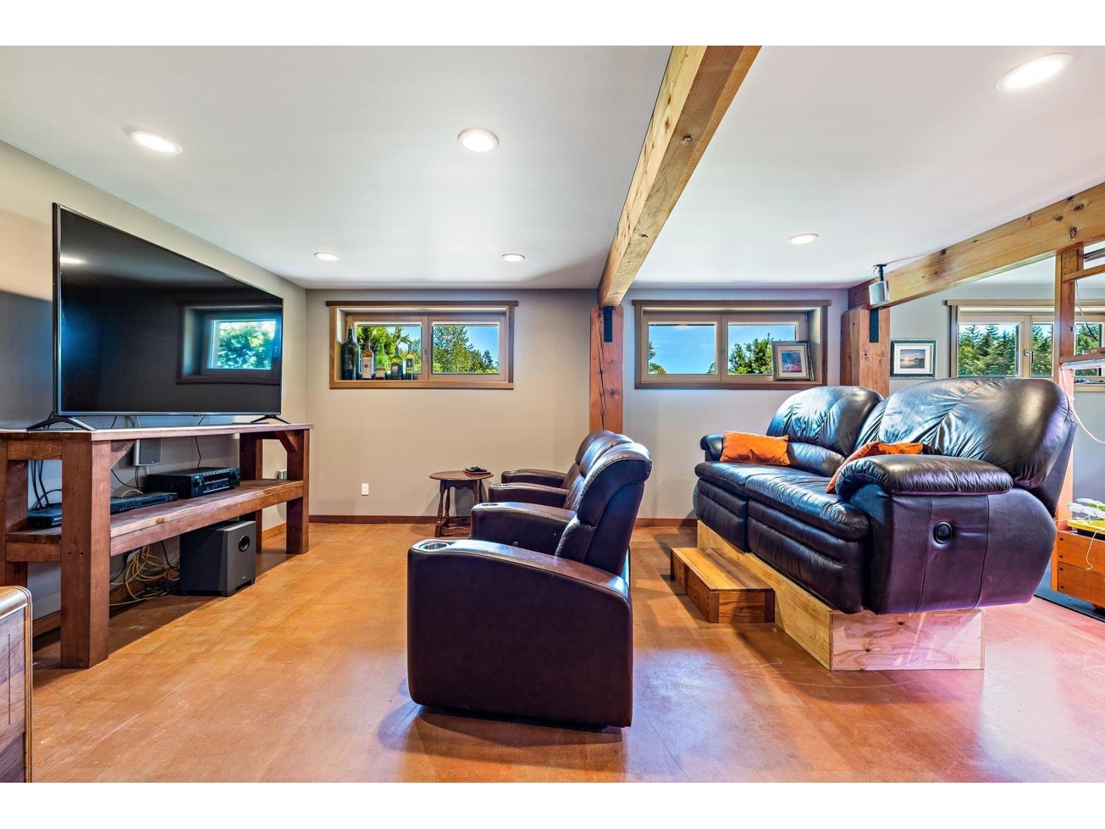 1061 216 Street, Langley, British Columbia  V2Z 1R3 - Photo 11 - C8081367