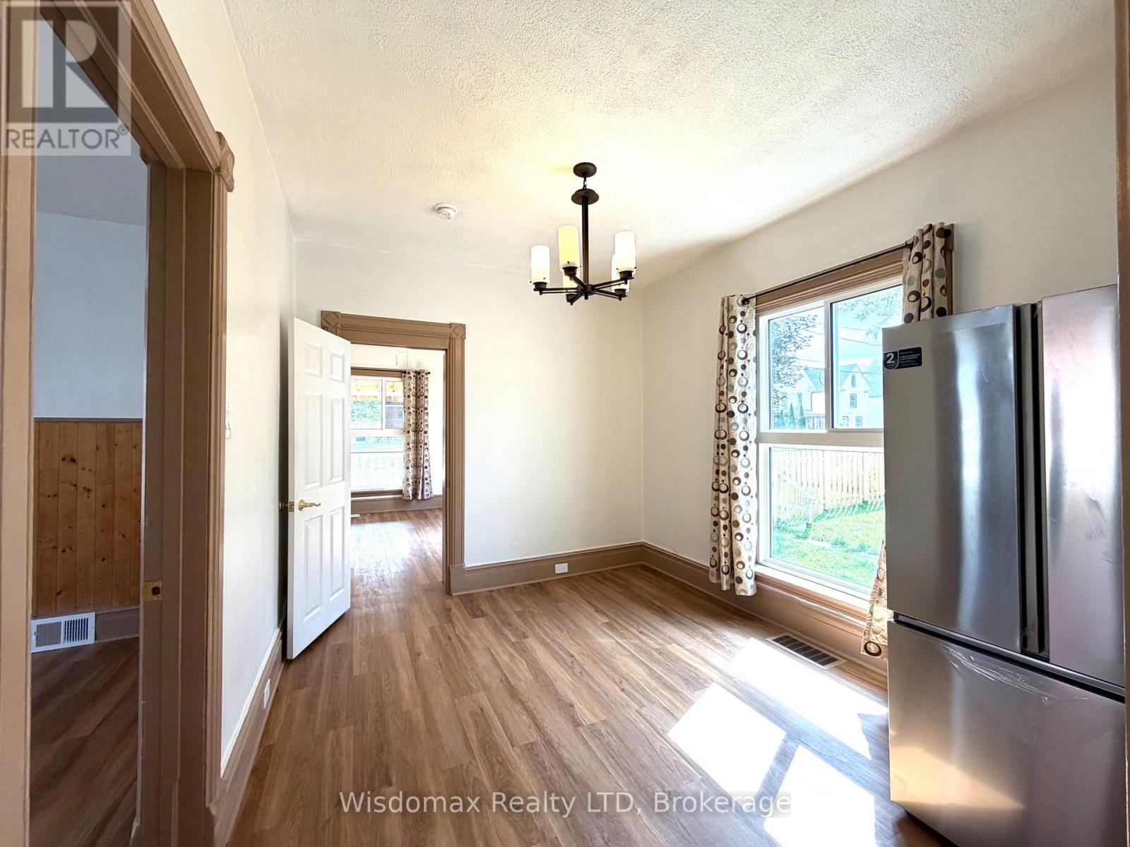4731 Saint Lawrence Avenue, Niagara Falls, Ontario  L2E 3X8 - Photo 7 - X13733734