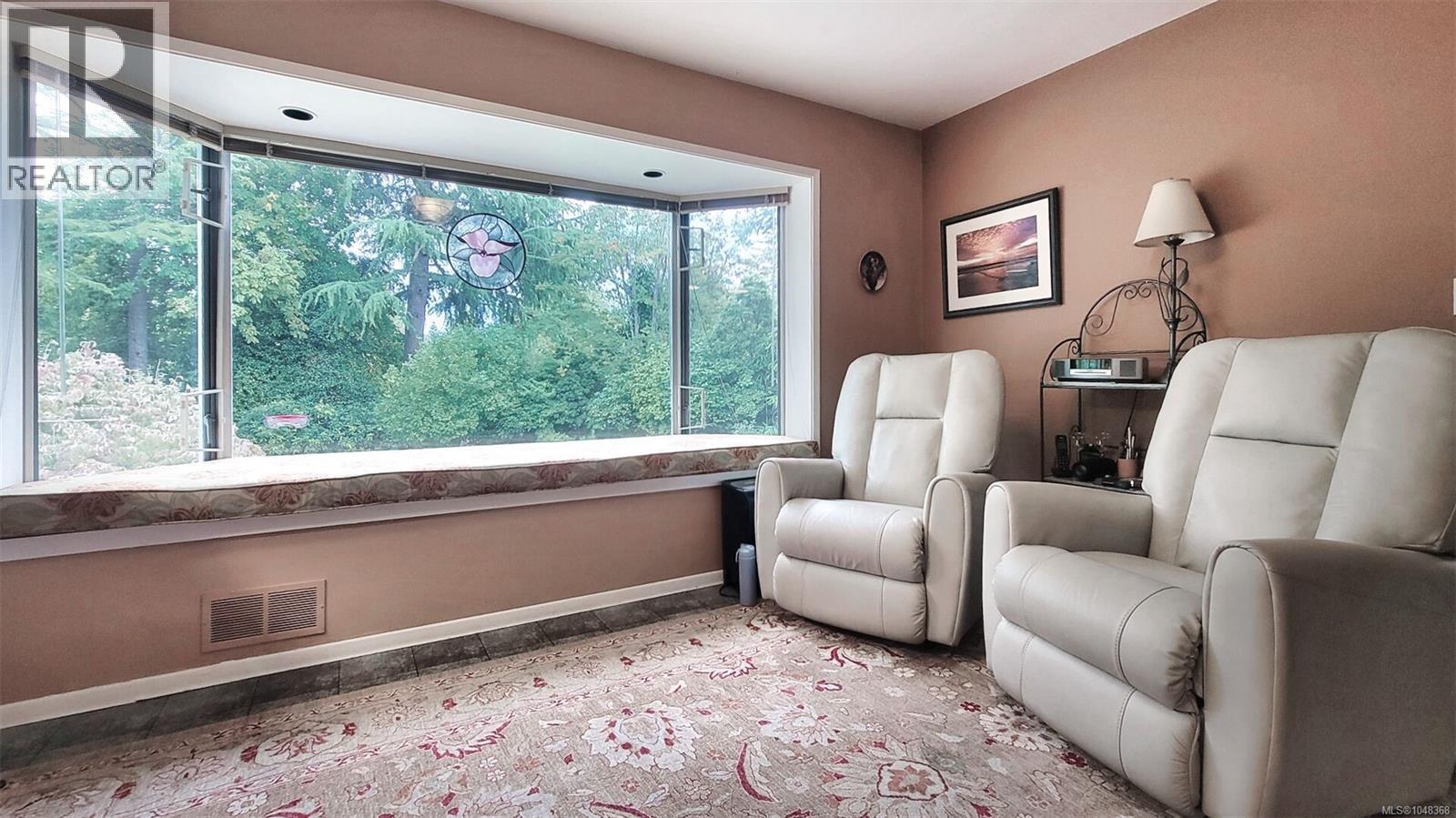 4575 Sumner Pl, Saanich, British Columbia  V8N 3V8 - Photo 18 - 1048368
