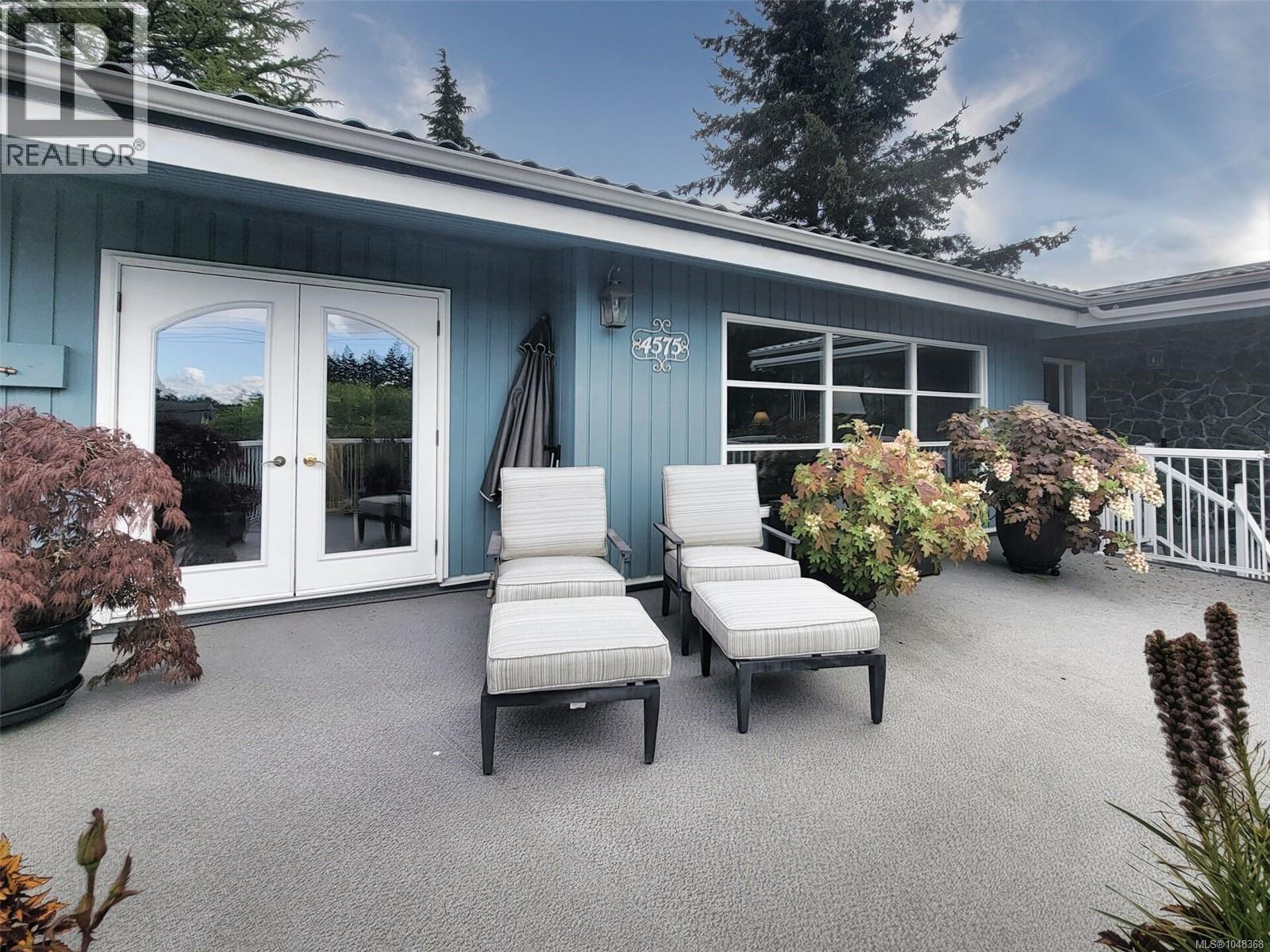 4575 Sumner Pl, Saanich, British Columbia  V8N 3V8 - Photo 9 - 1048368