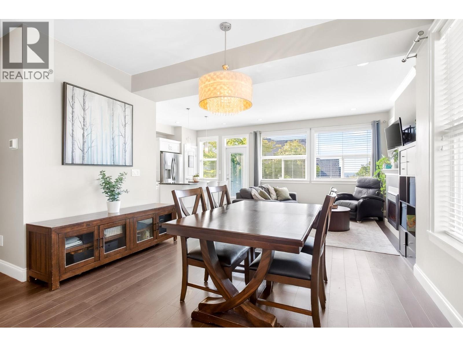 5 1395 Marguerite Street, Coquitlam, British Columbia  V3E 0H5 - Photo 4 - R3160587