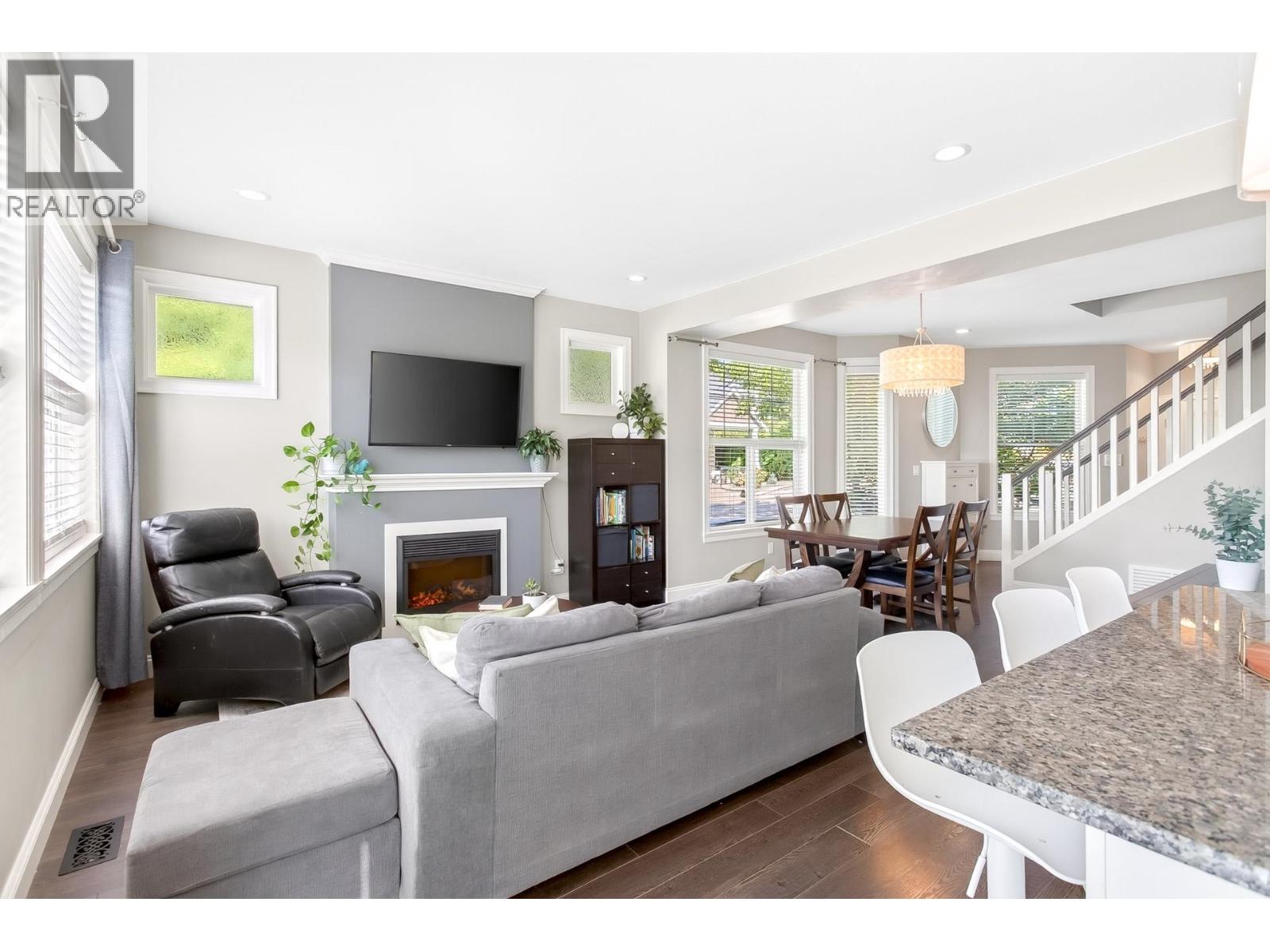 5 1395 Marguerite Street, Coquitlam, British Columbia  V3E 0H5 - Photo 6 - R3160587