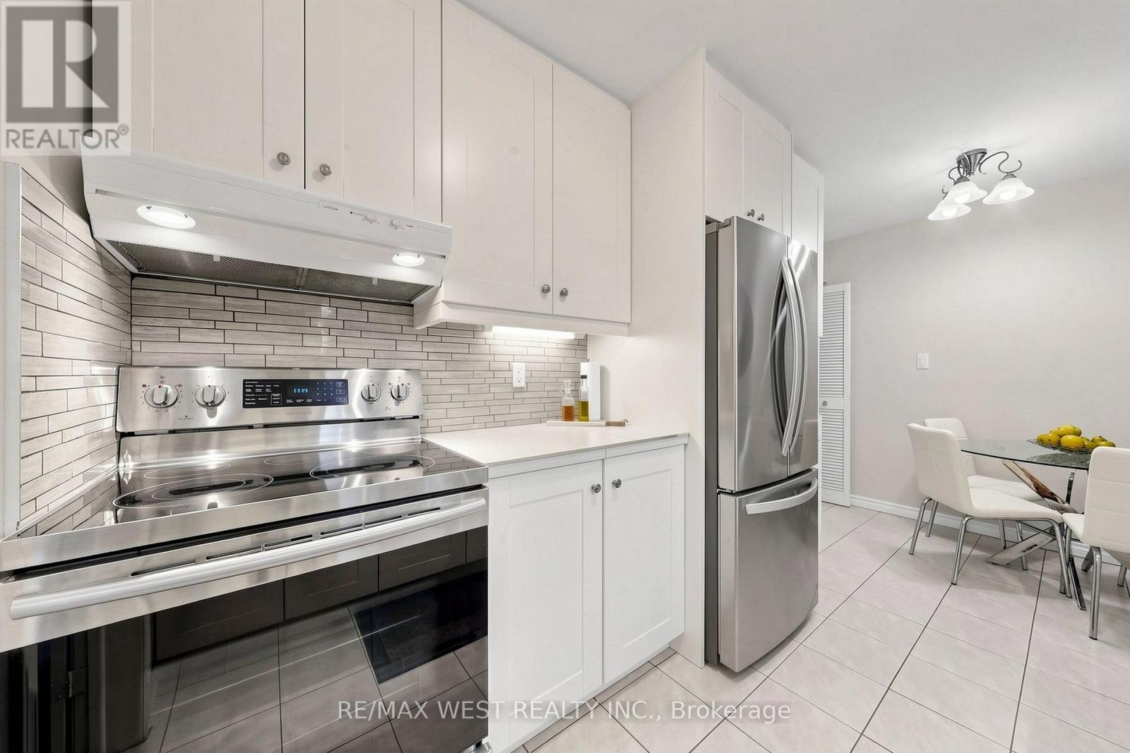 424 Brimorton Drive, Toronto, Ontario  M1H 2E5 - Photo 17 - E13726240