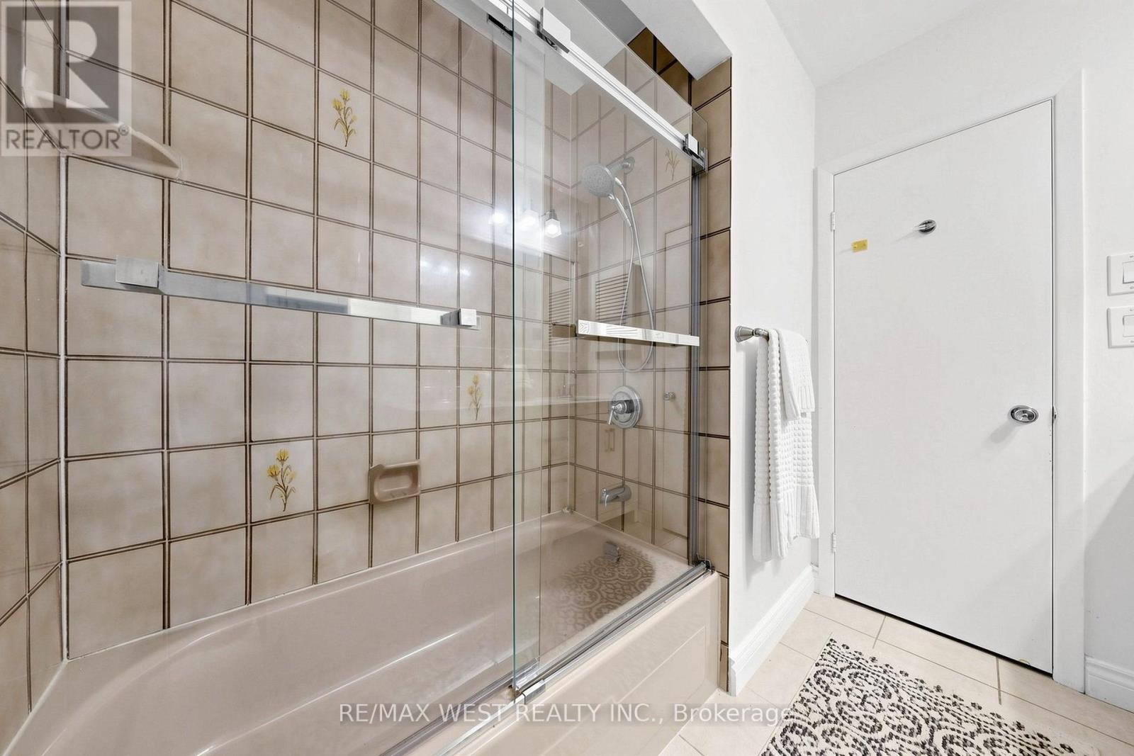 424 Brimorton Drive, Toronto, Ontario  M1H 2E5 - Photo 28 - E13726240