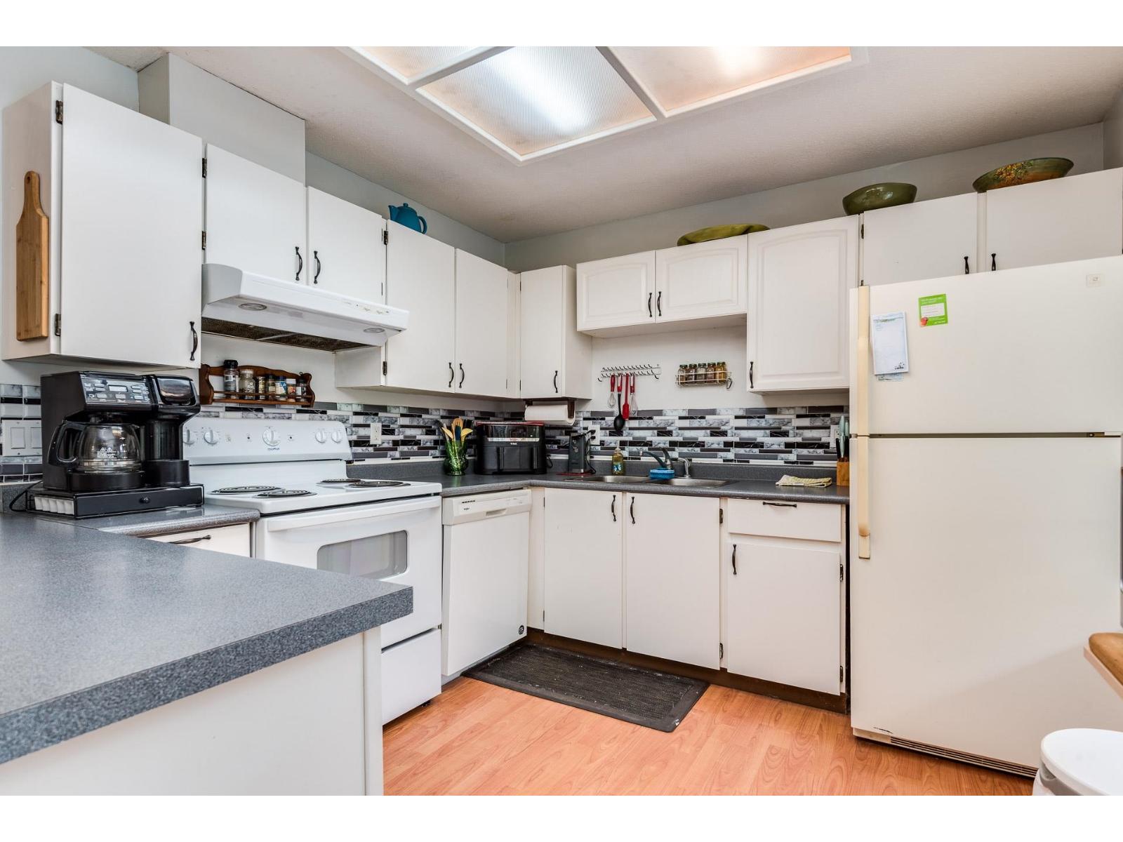 13447 68a Avenue, Surrey, British Columbia  V3W 8H2 - Photo 13 - R3160679