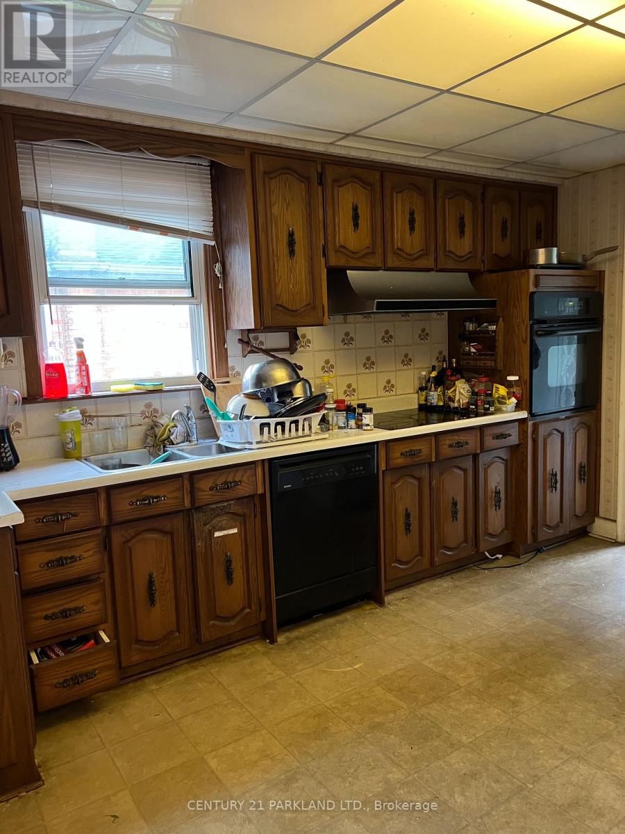 125 North Carson Street, Toronto, Ontario  M8W 4C7 - Photo 2 - W13734412