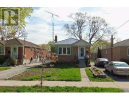 125 NORTH CARSON STREET, Toronto, Ontario