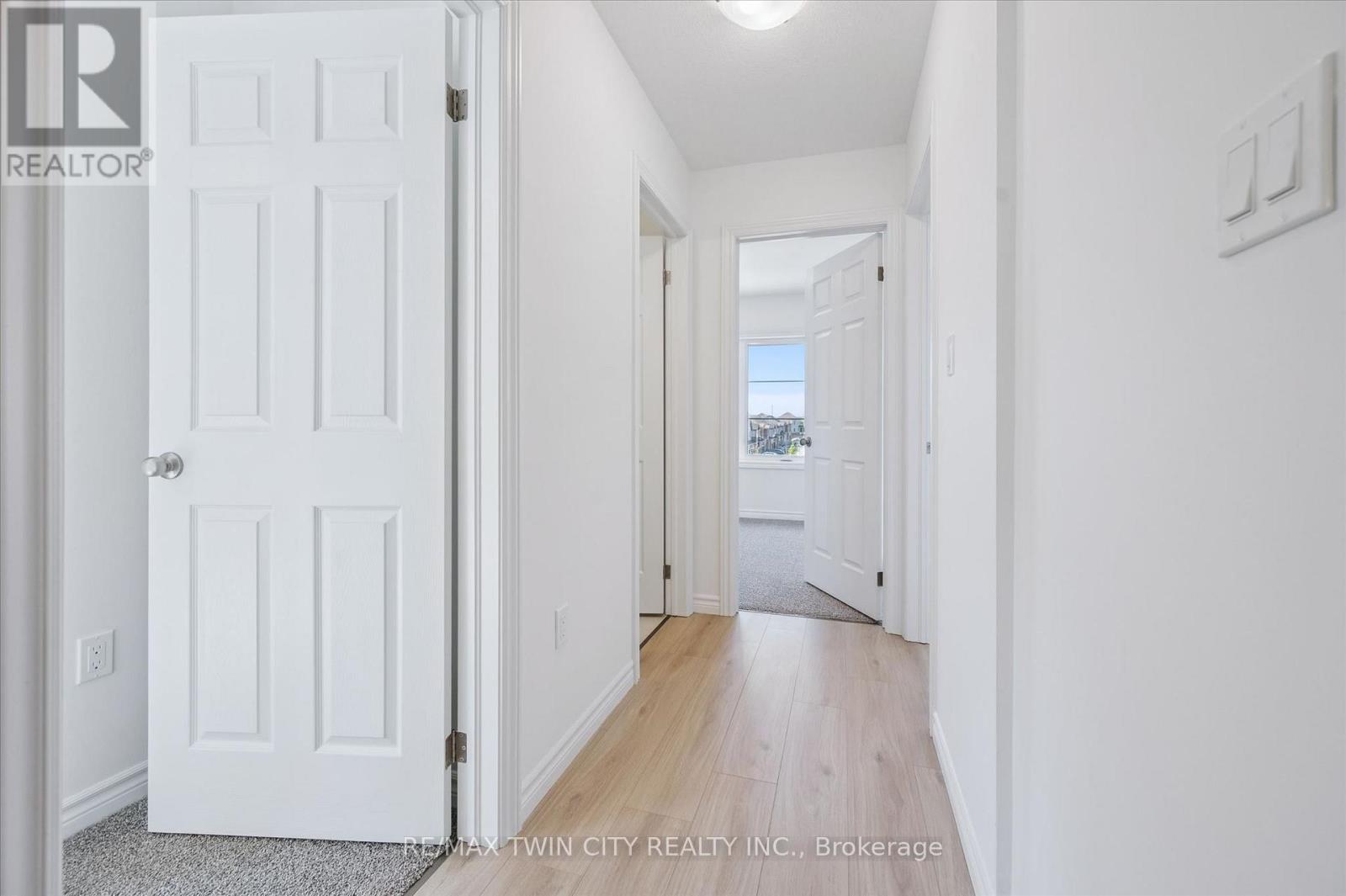 43 Lomond Lane, Kitchener, Ontario  N2R 0R4 - Photo 21 - X13734406