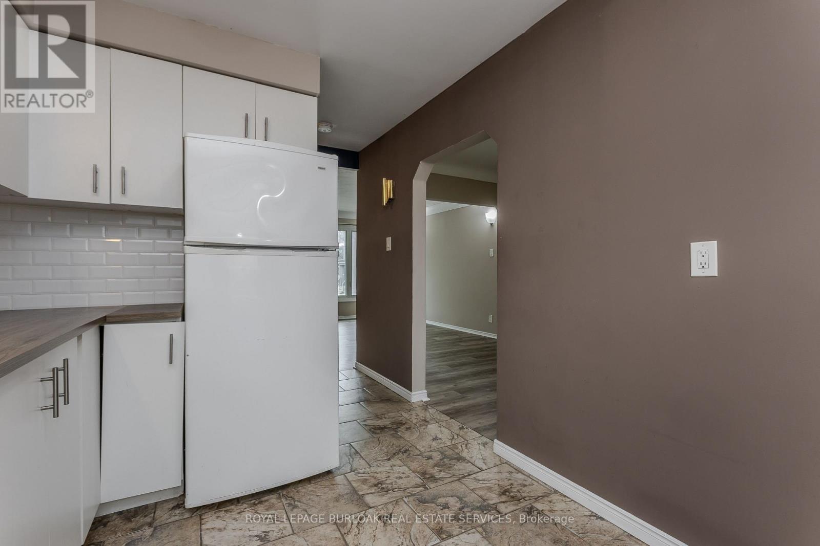 307 Dunsmure Road, Hamilton, Ontario  L8L 1X1 - Photo 16 - X13734430