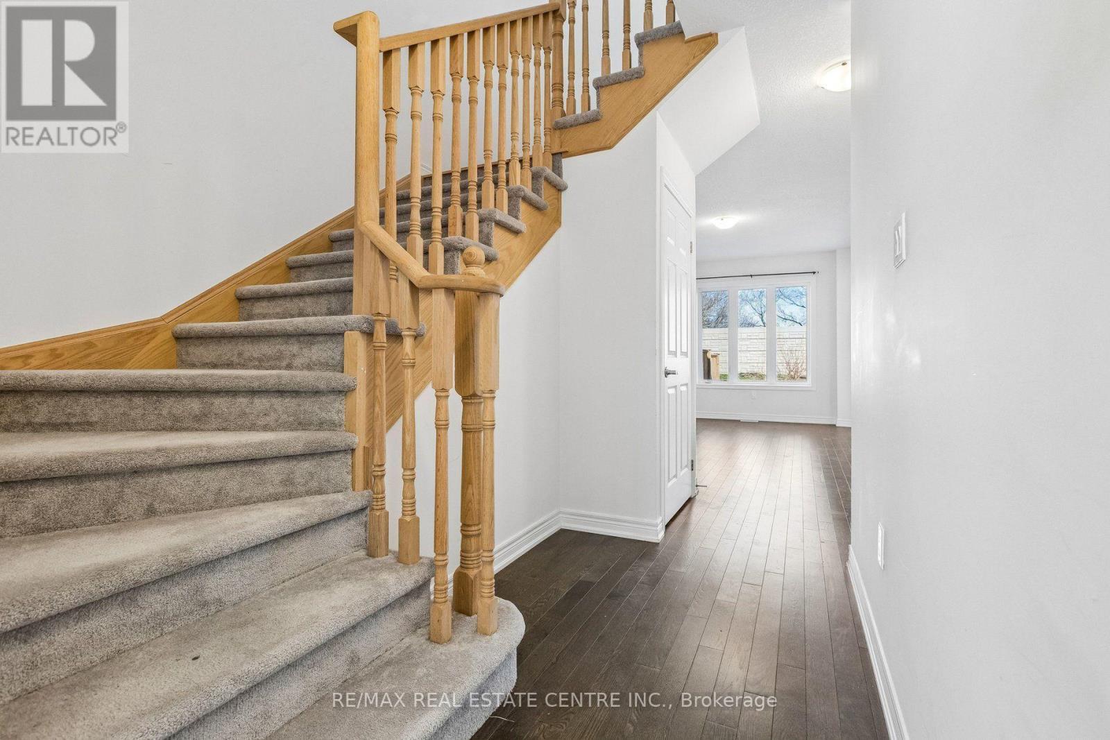 166 Deerpath Drive, Guelph, Ontario  N1K 1W6 - Photo 7 - X13734448