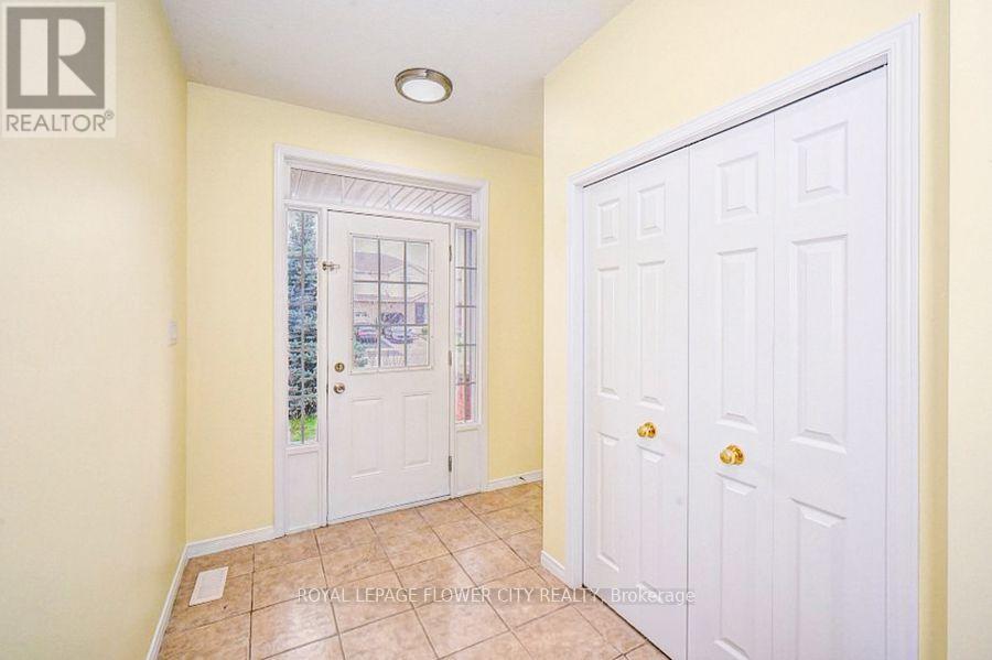 419 Tealby Crescent, Waterloo, Ontario  N2J 4Y8 - Photo 2 - X13734452
