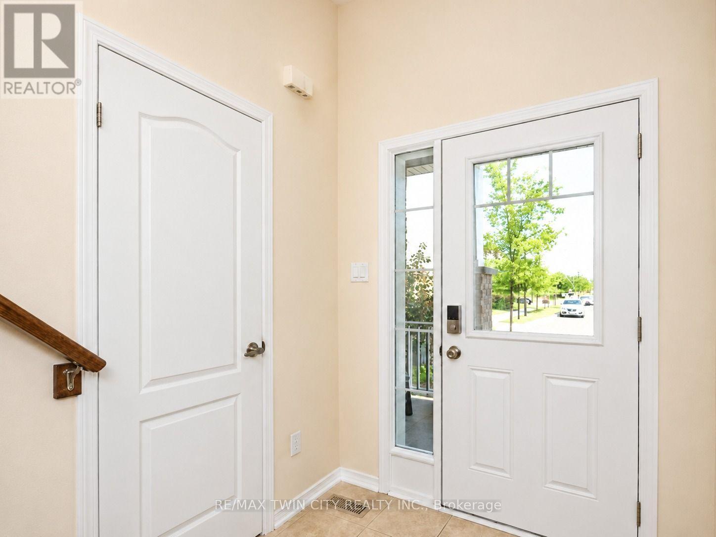 Upper - 78 Glenvista Drive, Kitchener, Ontario  N2R 0E3 - Photo 4 - X13734454