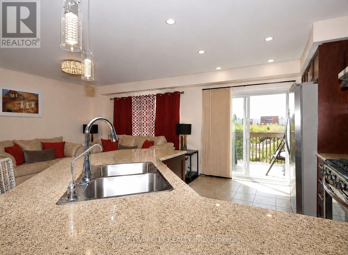 Upper - 78 Glenvista Drive, Kitchener, Ontario  N2R 0E3 - Photo 8 - X13734454