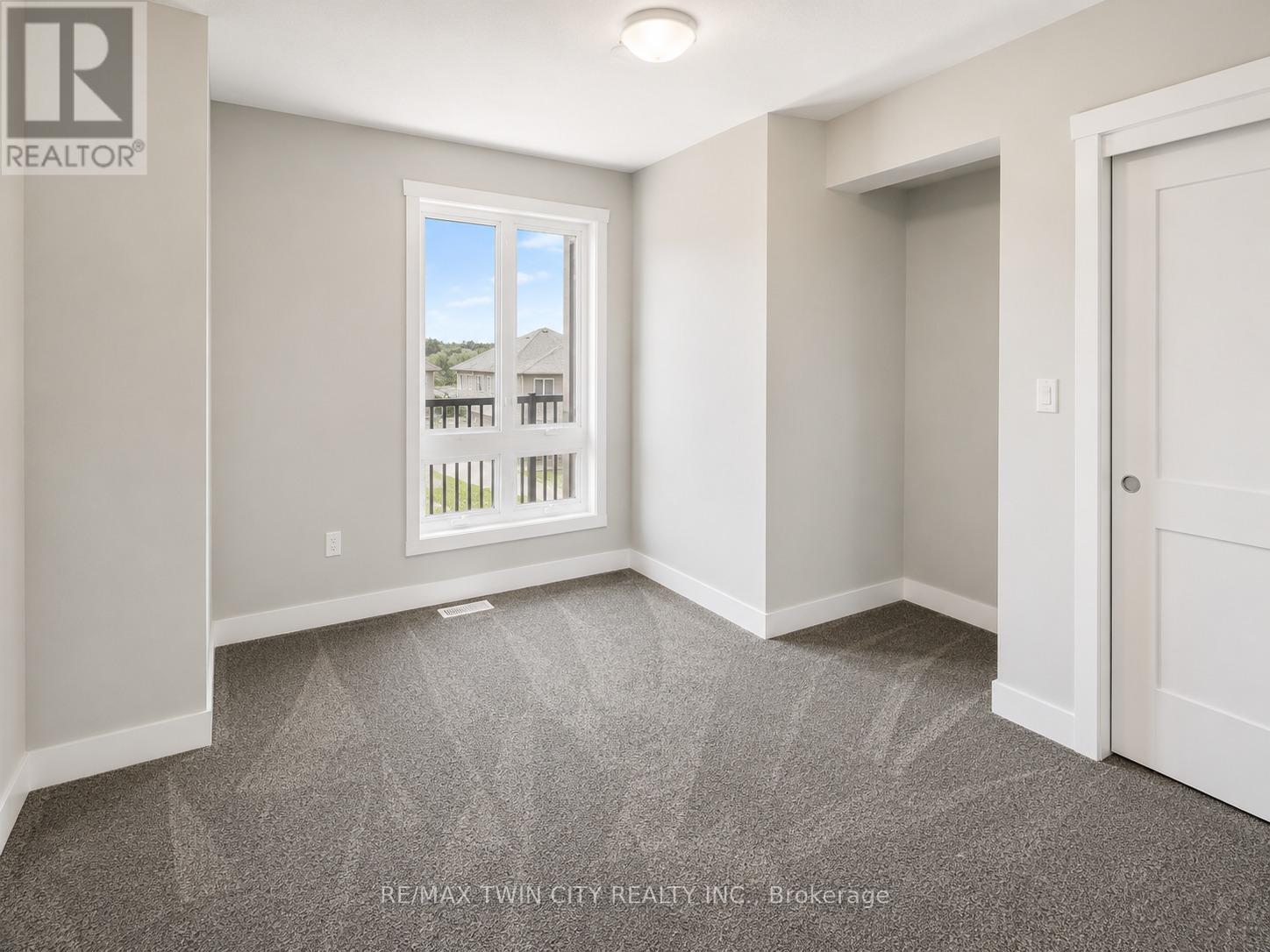 B3 - 1331 Countrystone Drive, Kitchener, Ontario  N2N 3S4 - Photo 6 - X13734458