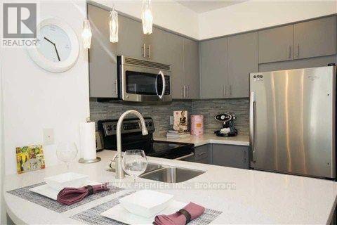 605 - 8 Scollard Street S, Toronto, Ontario  M5R 1M2 - Photo 2 - C13734442