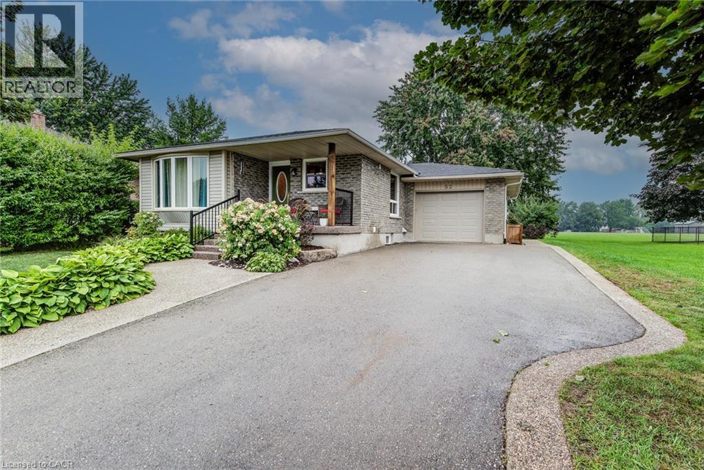 52 Mockingbird Drive, Elmira, Ontario  N3B 3A6 - Photo 2 - 40859364