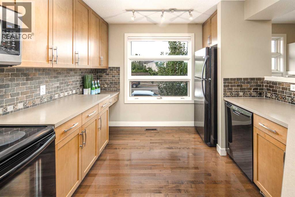 83 Aspen Hills Green Sw, Calgary, Alberta  T3H 0H6 - Photo 8 - A2335606