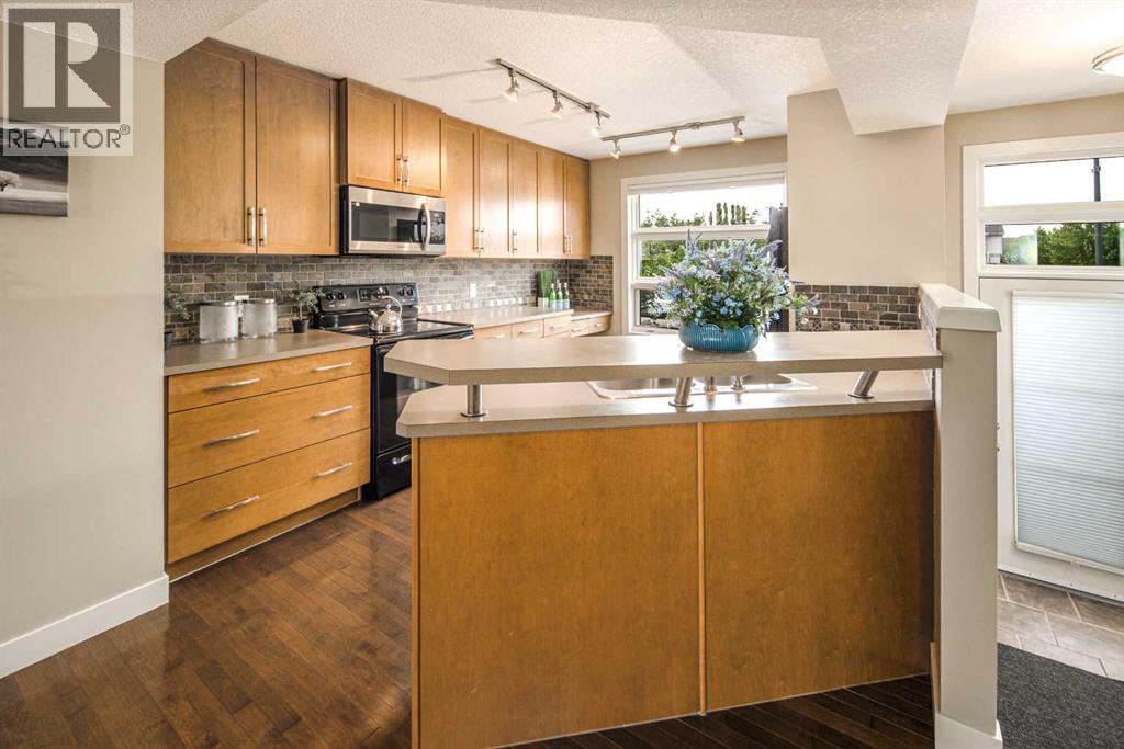 83 Aspen Hills Green Sw, Calgary, Alberta  T3H 0H6 - Photo 7 - A2335606