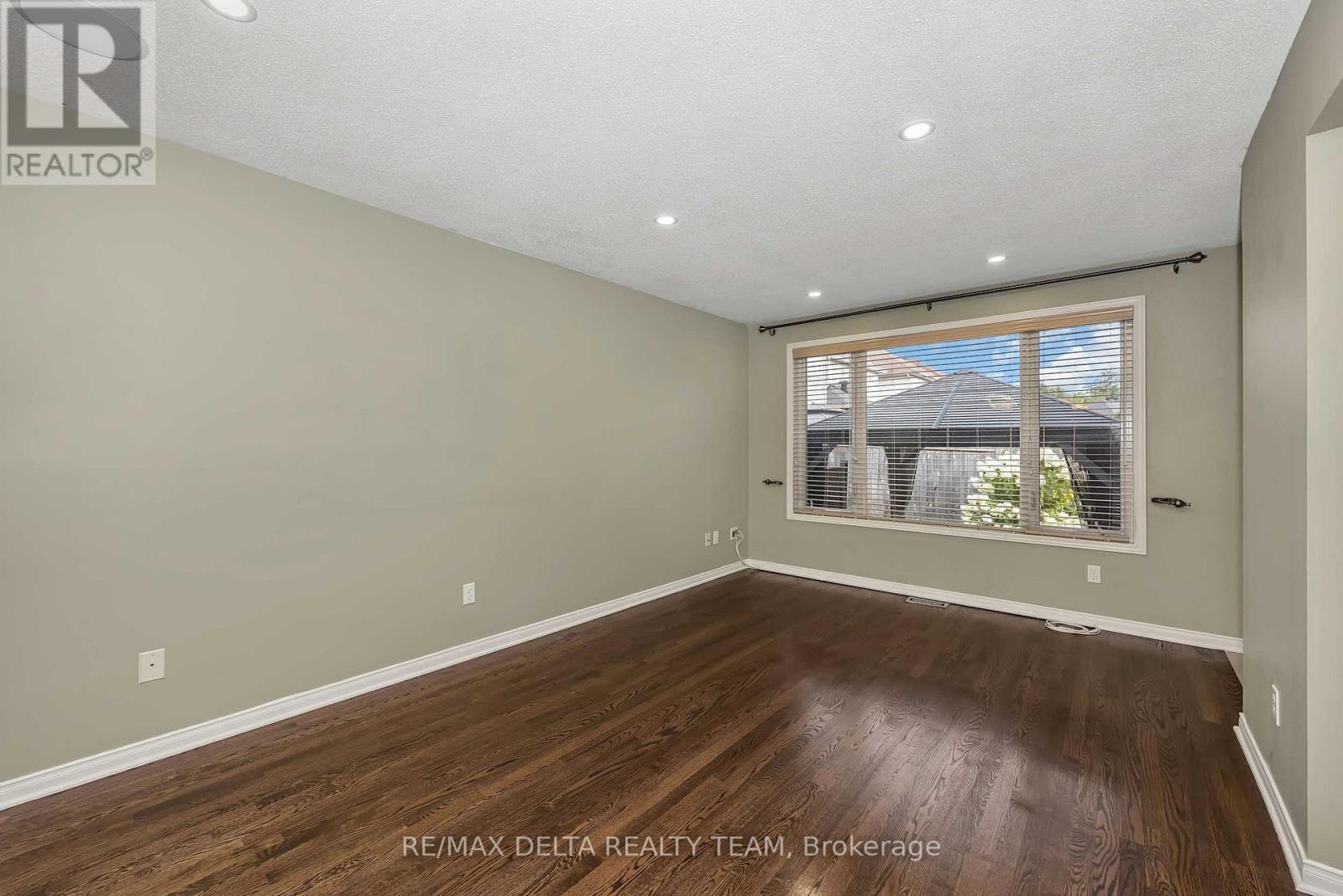 253 Cityview Crescent, Ottawa, Ontario  K4A 0T9 - Photo 13 - X13734510