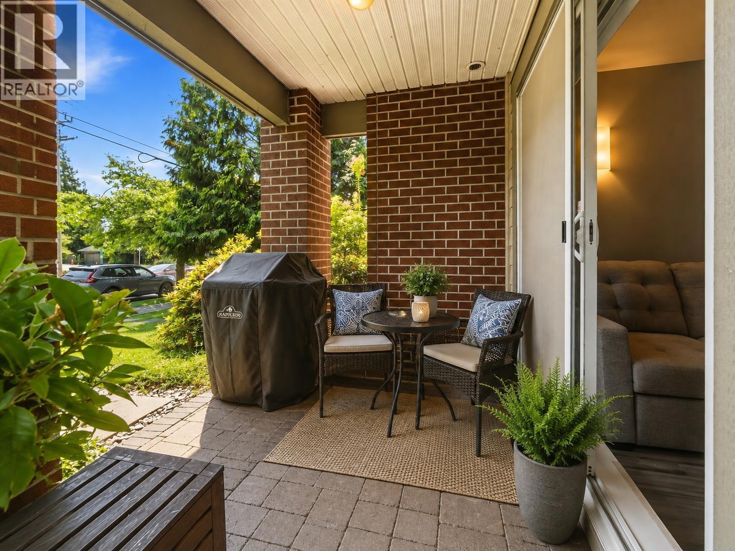 110 5889 Irmin Street, Burnaby, British Columbia  V5J 0C1 - Photo 1 - R3160508