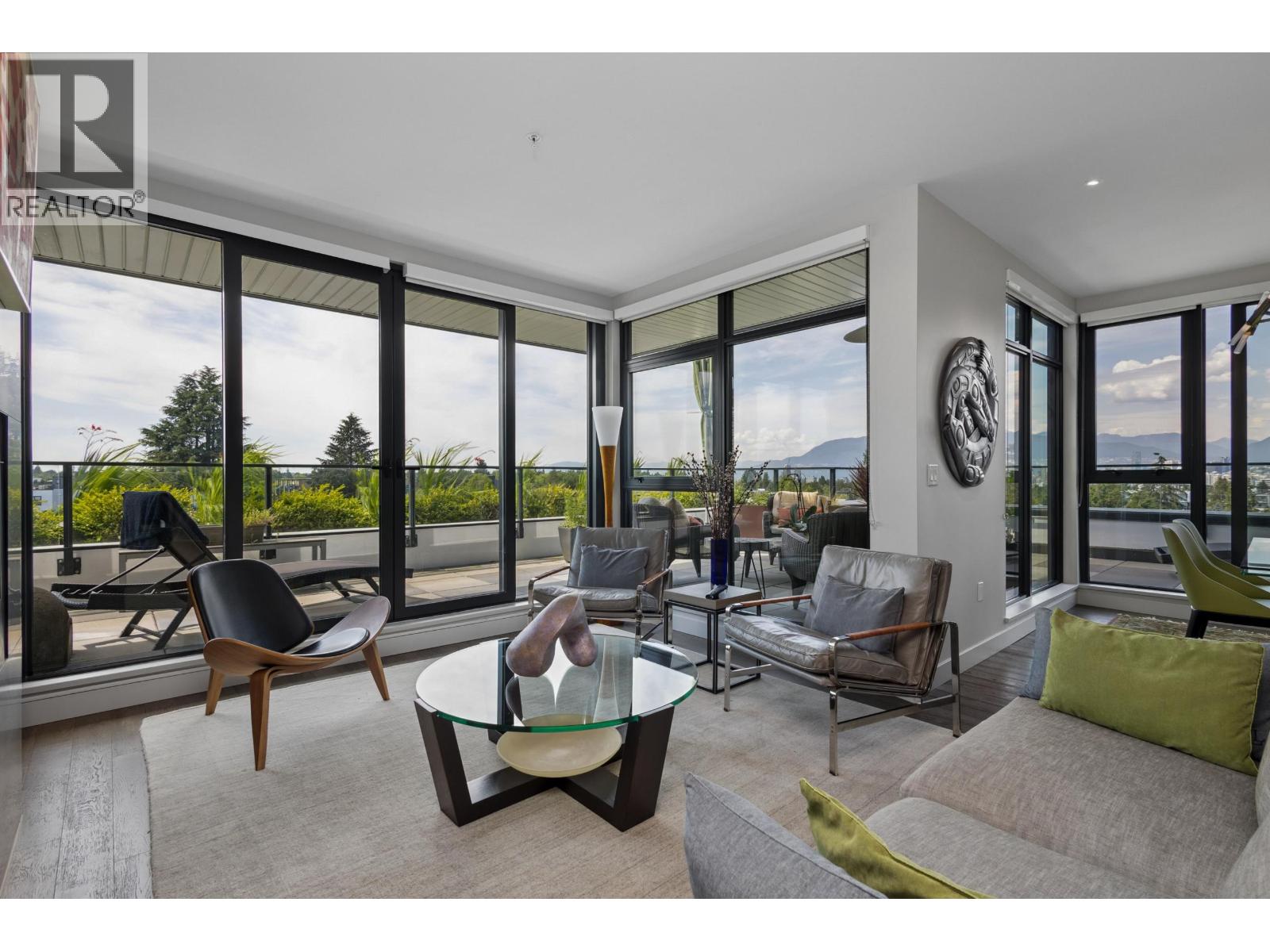 601 4427 Cambie Street, Vancouver, British Columbia  V5Z 2Y8 - Photo 2 - R3160644