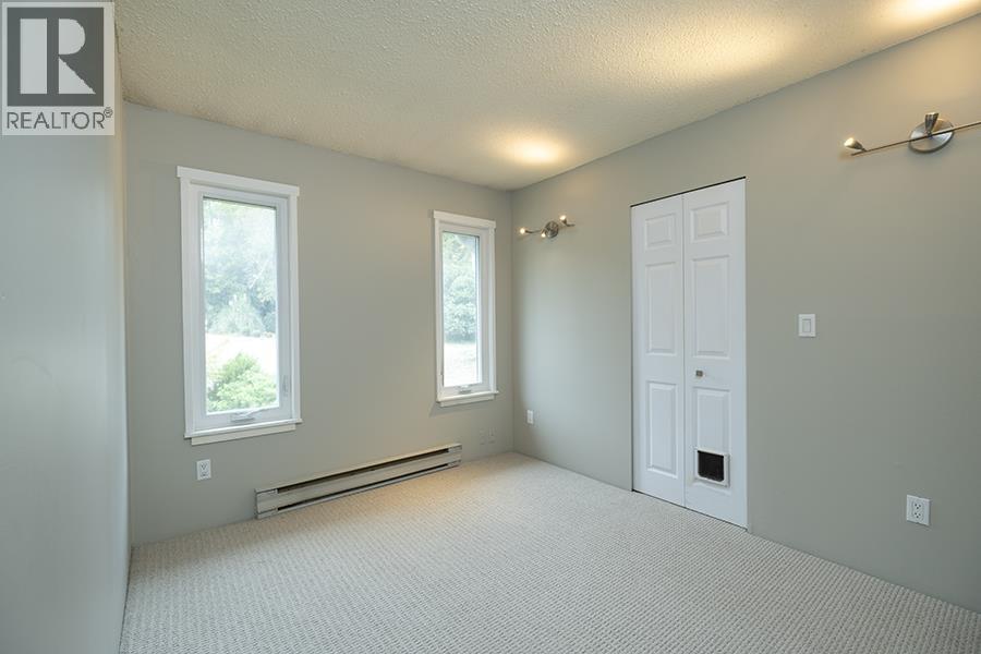 6173 Bligh Road, Sechelt, British Columbia  V7Z 0M1 - Photo 18 - R3160660