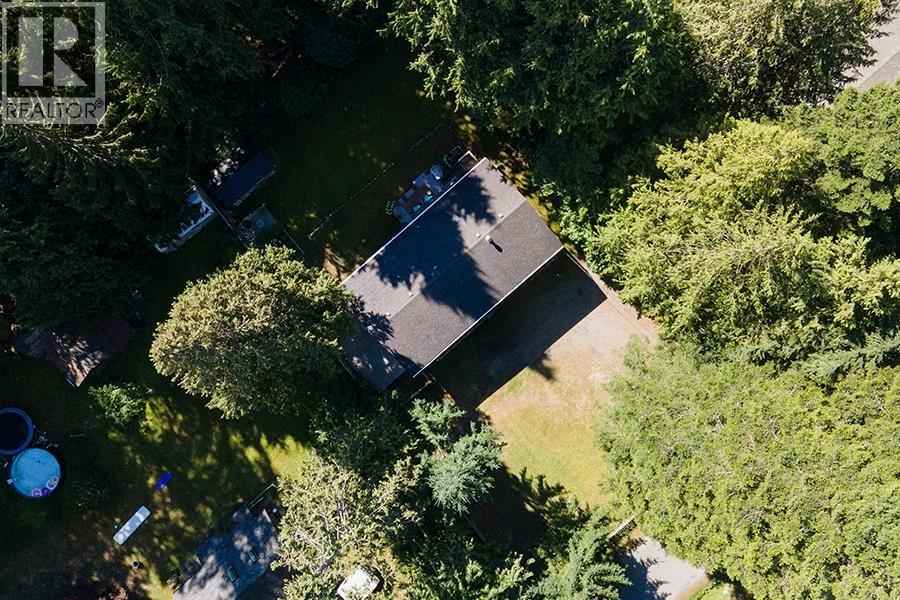 1172 Cedar Grove Road, Roberts Creek, British Columbia  V0N 2W2 - Photo 38 - R3160666