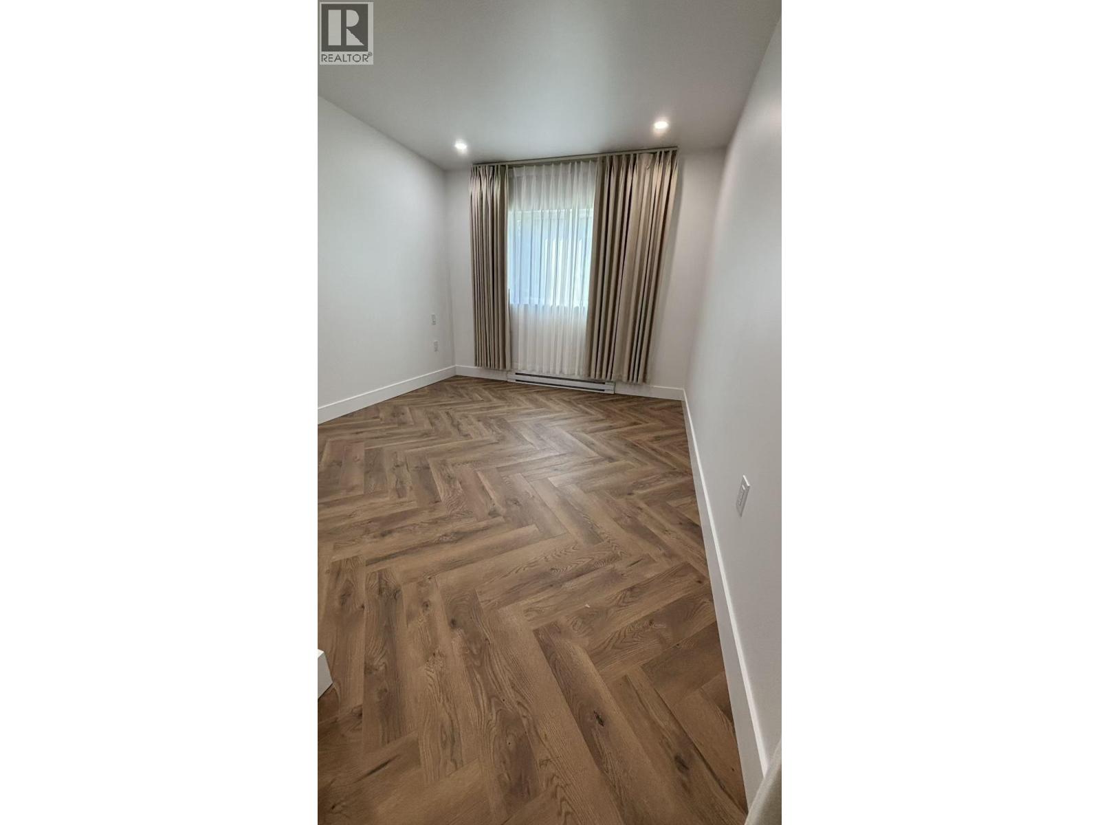 2166 W 54th Avenue, Vancouver, British Columbia  V6P 1P8 - Photo 6 - R3160662