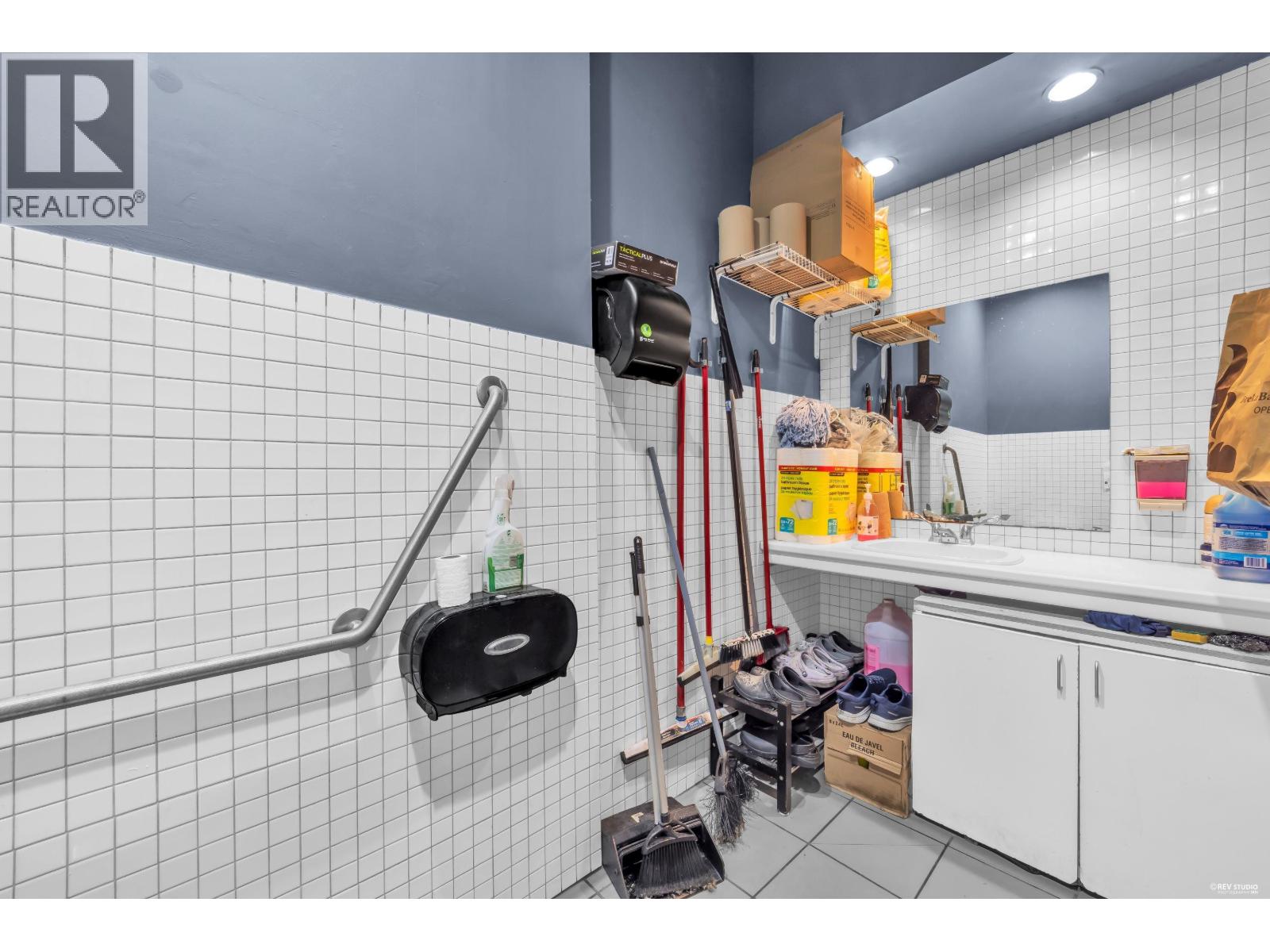 11555 Confidential, Vancouver, British Columbia  V0V 0V0 - Photo 22 - C8081700