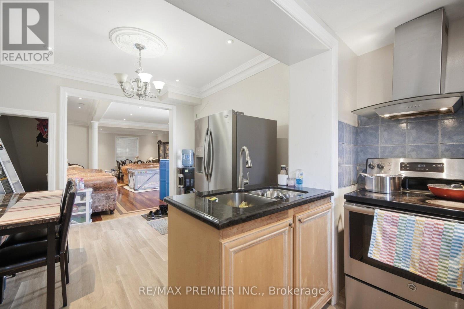 277 Old Weston Road, Toronto, Ontario  M6N 3A7 - Photo 15 - W13734480