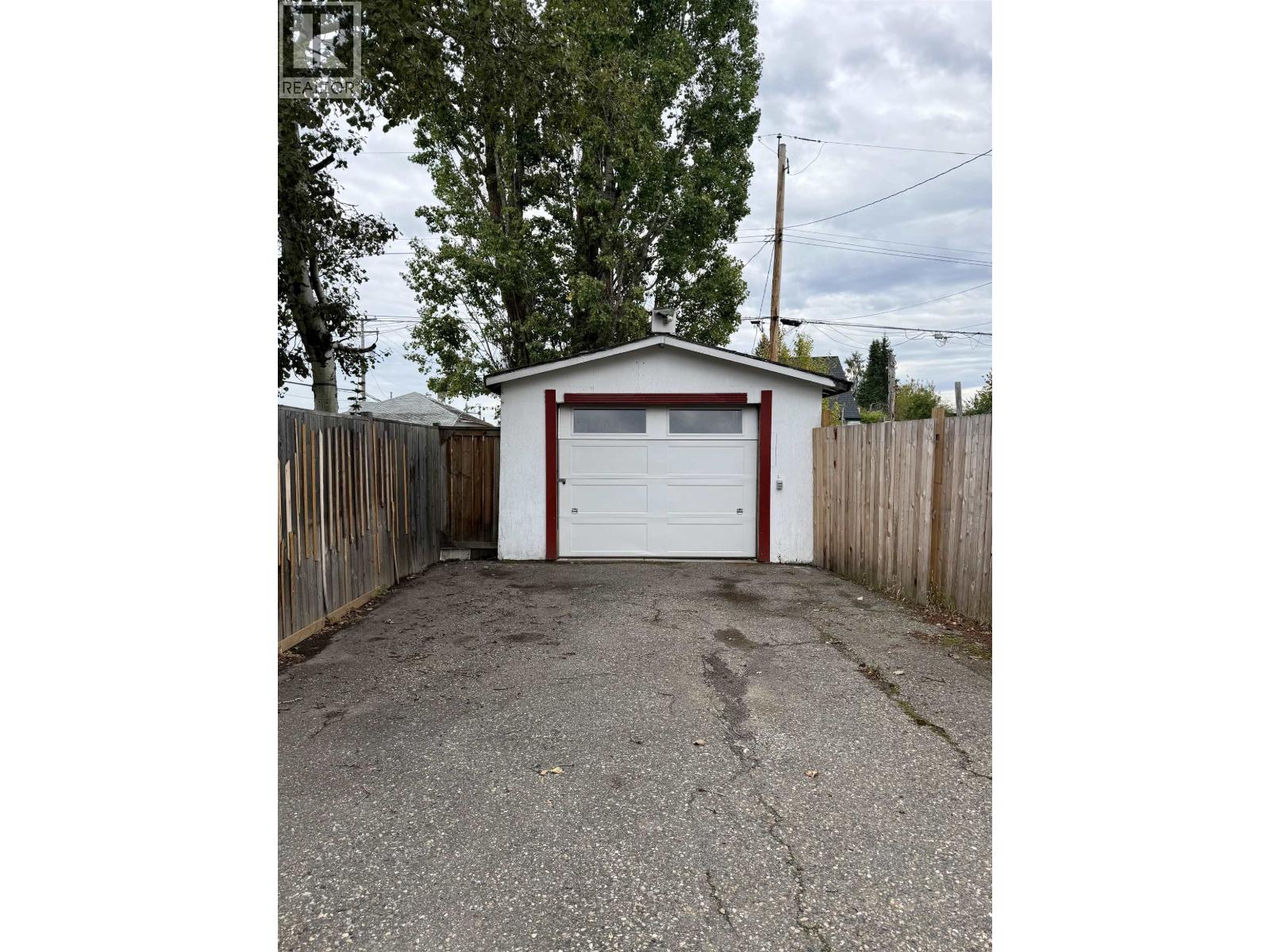 534 Irwin Street Street, Prince George, British Columbia  V2M 2X7 - Photo 2 - R3160663