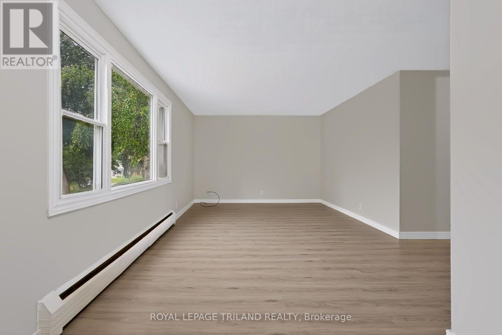 1 - 1566 ALLEN PLACE, London East, Ontario