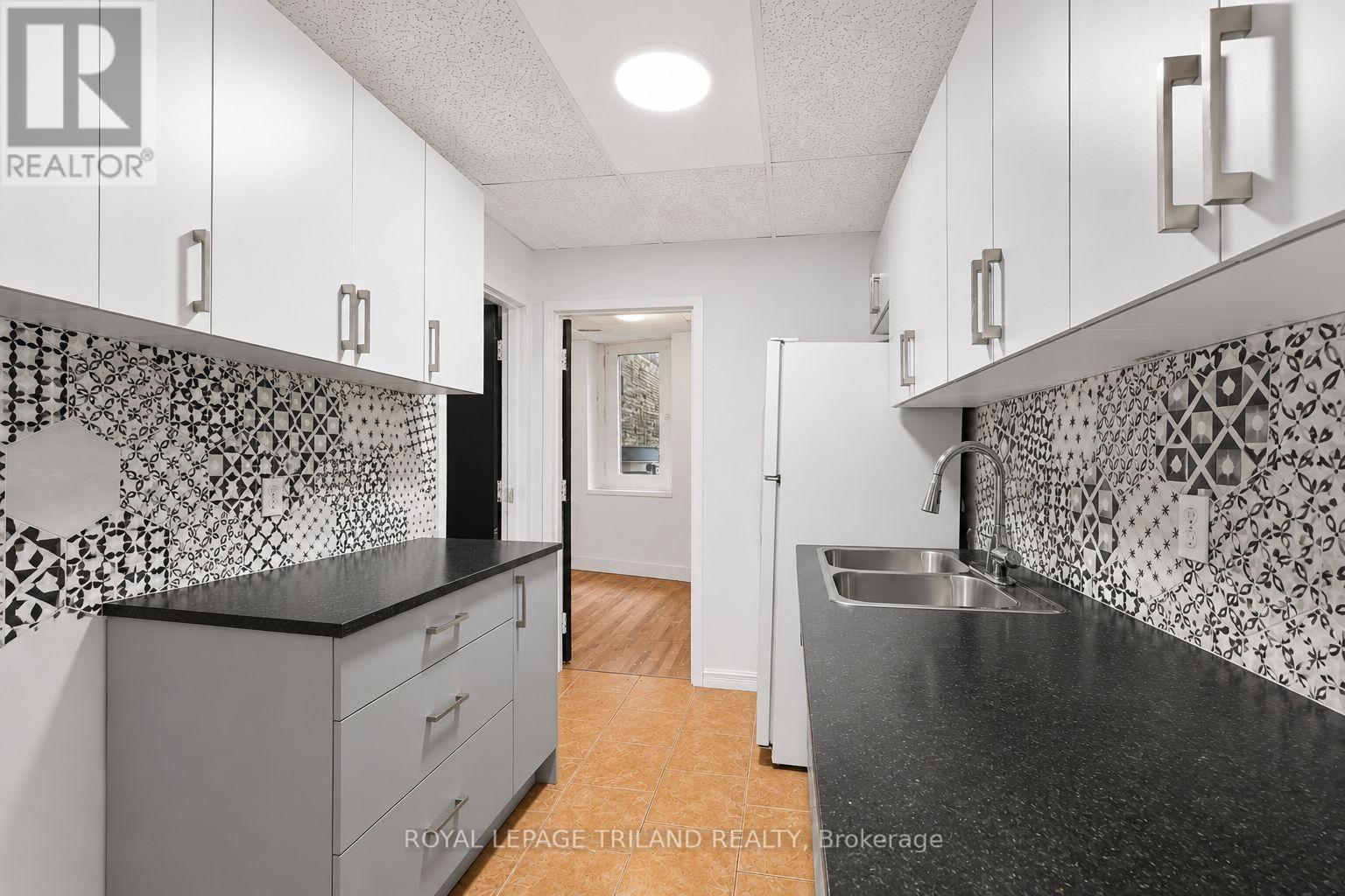 1 - 525 Richmond Street, London East, Ontario  N6A 3E8 - Photo 3 - X13734474