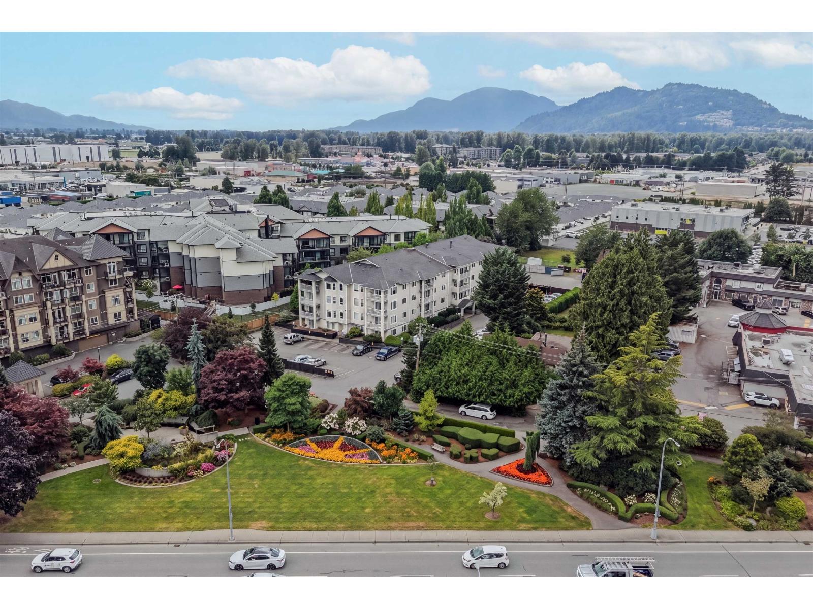 408 8537 YOUNG ROAD|Chilliwack Proper South, Chilliwack, British Columbia