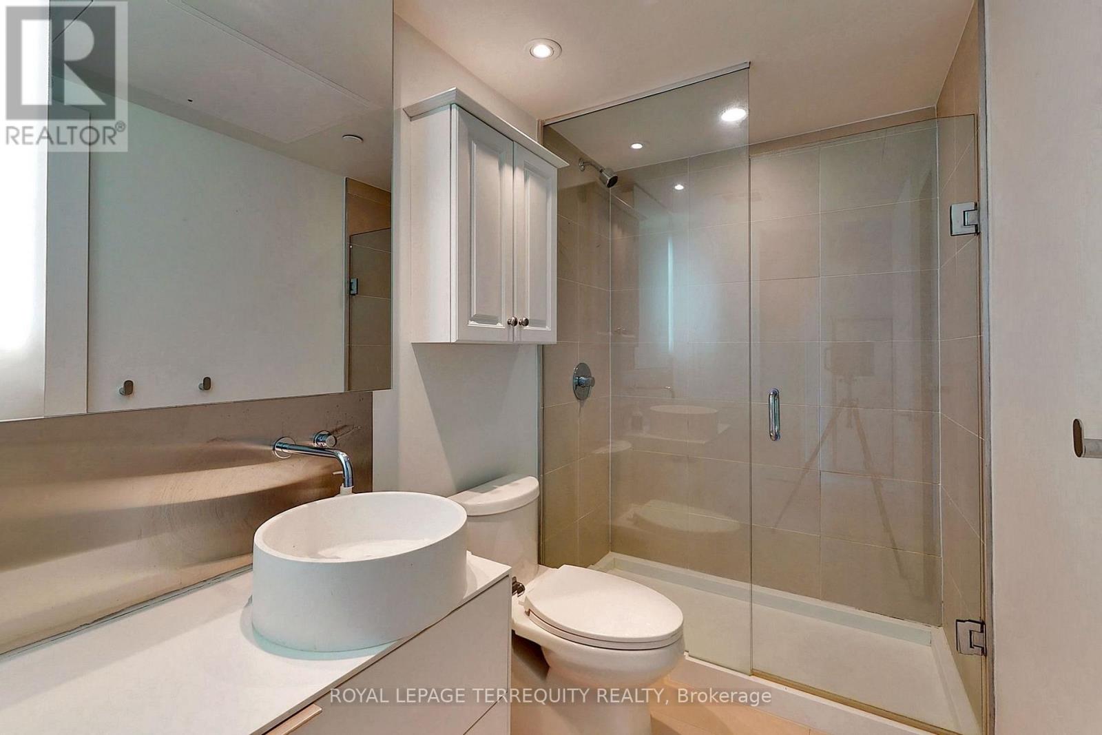 413 - 383 Sorauren Avenue, Toronto, Ontario M6R 0A4 - Photo 10 - W13596684