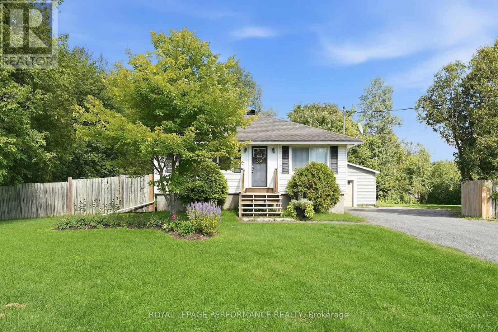 1695 LACASSE ROAD, Clarence-Rockland, Ontario