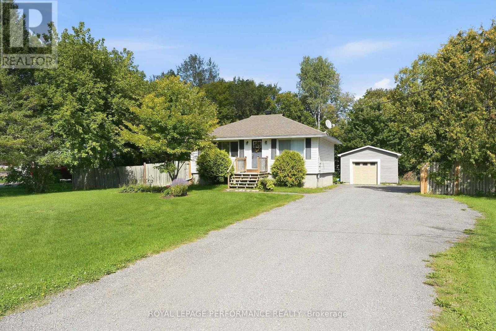 1695 Lacasse Road, Clarence-Rockland, Ontario  K0A 1N0 - Photo 2 - X13734532
