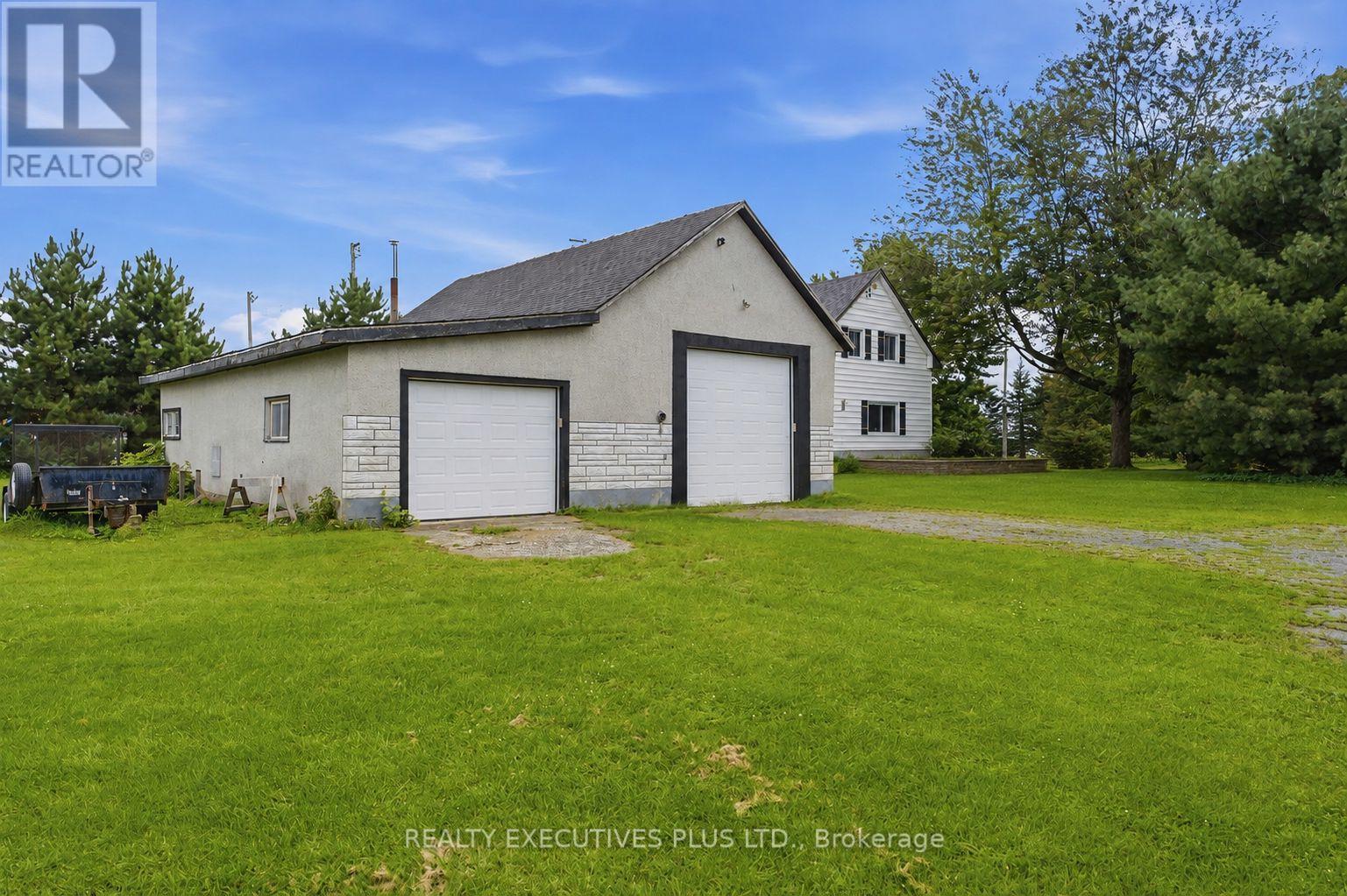 3705 Champlain Street E, Clarence-Rockland, Ontario  K0A 1E0 - Photo 2 - X13734566