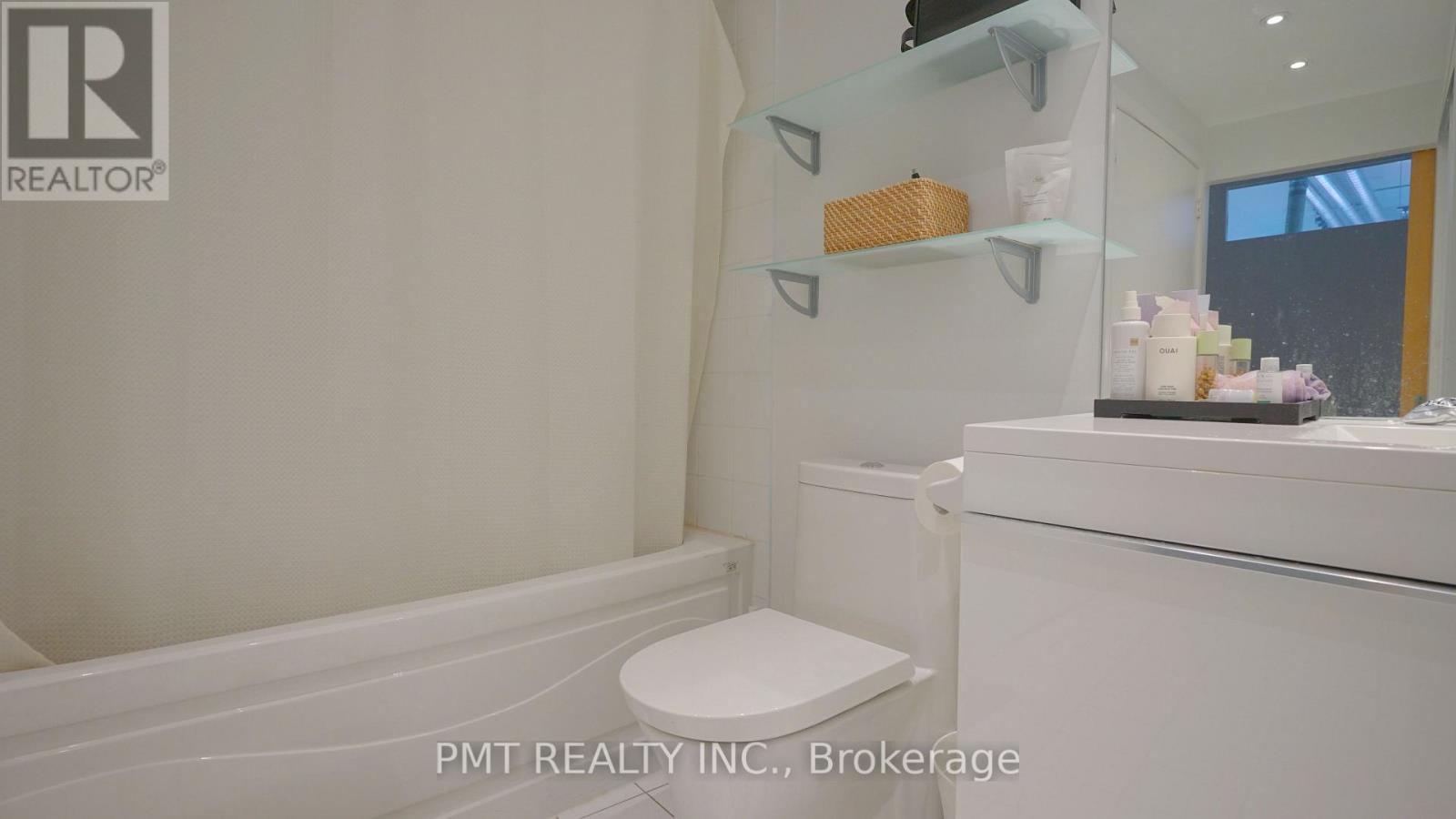208 - 700 King Street W, Toronto, Ontario  M5V 2Y6 - Photo 12 - C13734568