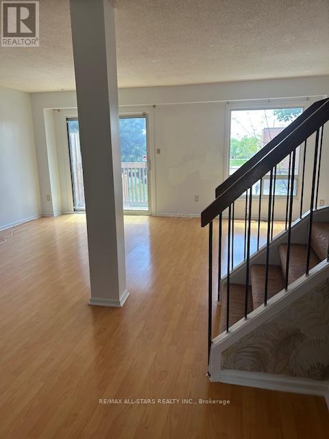82 - 201 Alexmuir Boulevard, Toronto, Ontario  M1V 1S5 - Photo 3 - E13734542