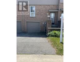 82 - 201 ALEXMUIR BOULEVARD, Toronto, Ontario
