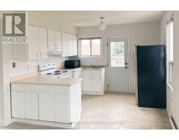 -----2ND FLOOR - 1736 KINGSTON ROAD, Toronto, Ontario