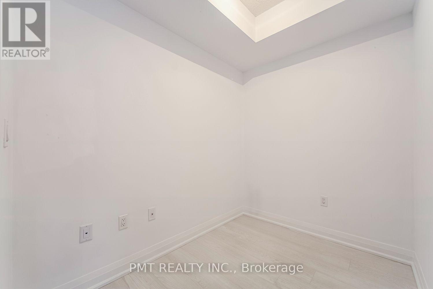 614 - 10 Gibbs Road, Toronto, Ontario  M9B 0E2 - Photo 3 - W13734540