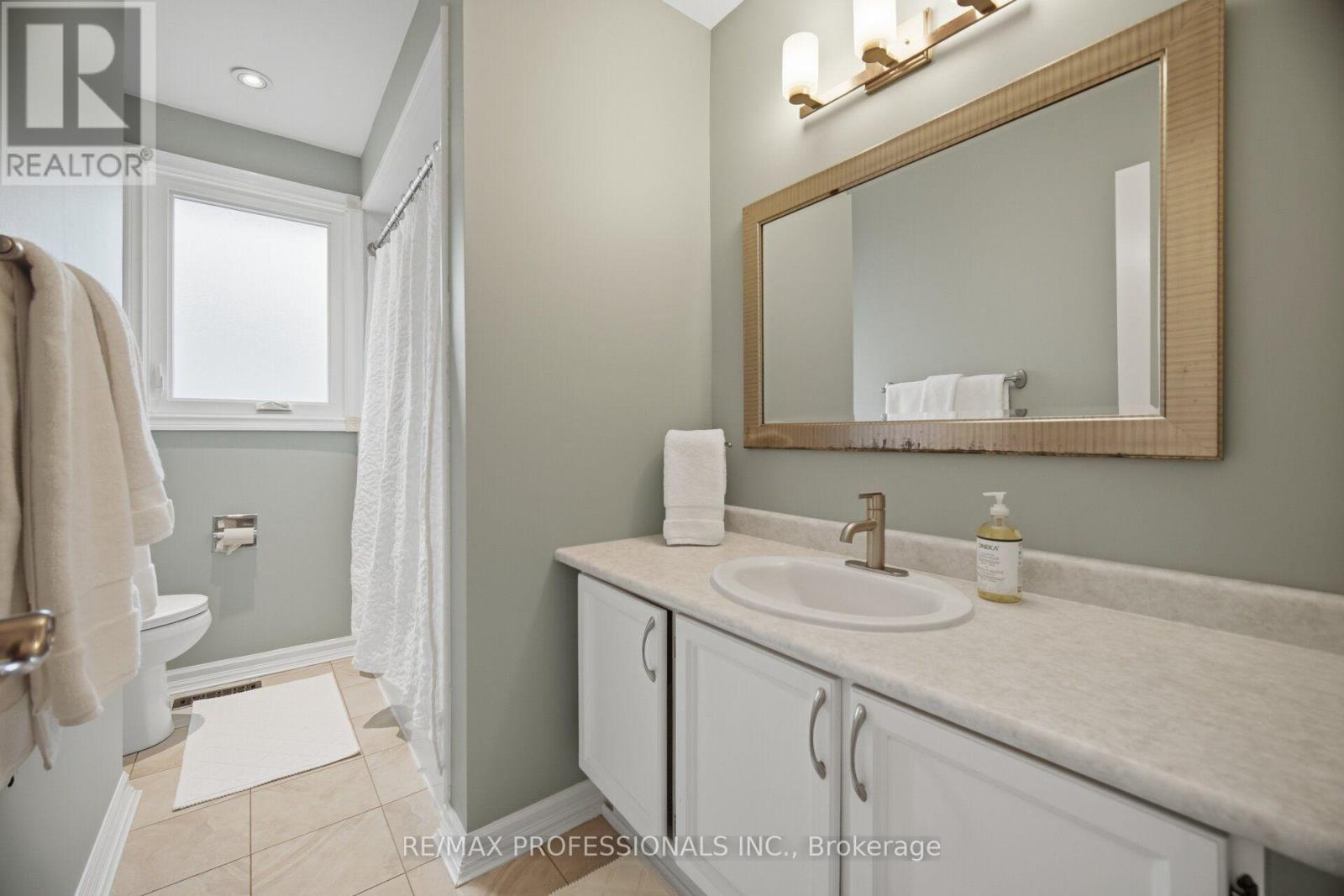 1062 Mississauga Valley Boulevard, Mississauga, Ontario  L5A 3J4 - Photo 20 - W13734556