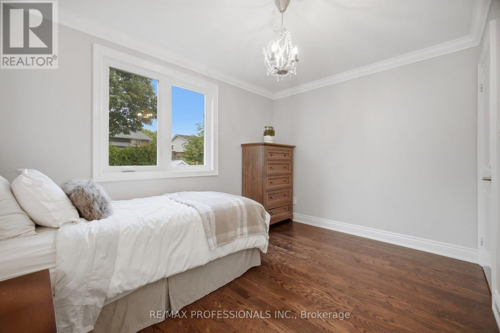 1062 Mississauga Valley Boulevard, Mississauga, Ontario  L5A 3J4 - Photo 25 - W13734556