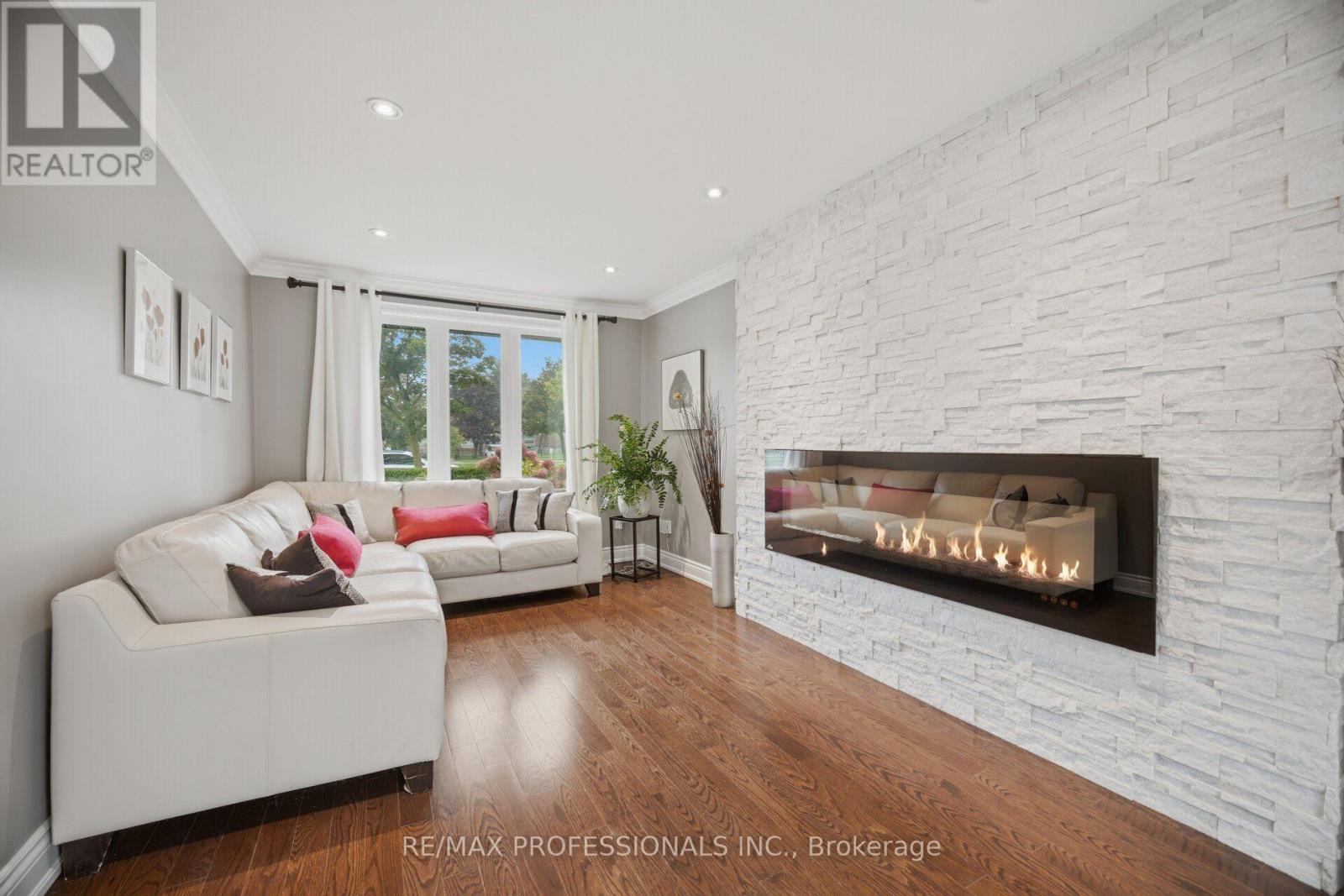 1062 Mississauga Valley Boulevard, Mississauga, Ontario  L5A 3J4 - Photo 31 - W13734556