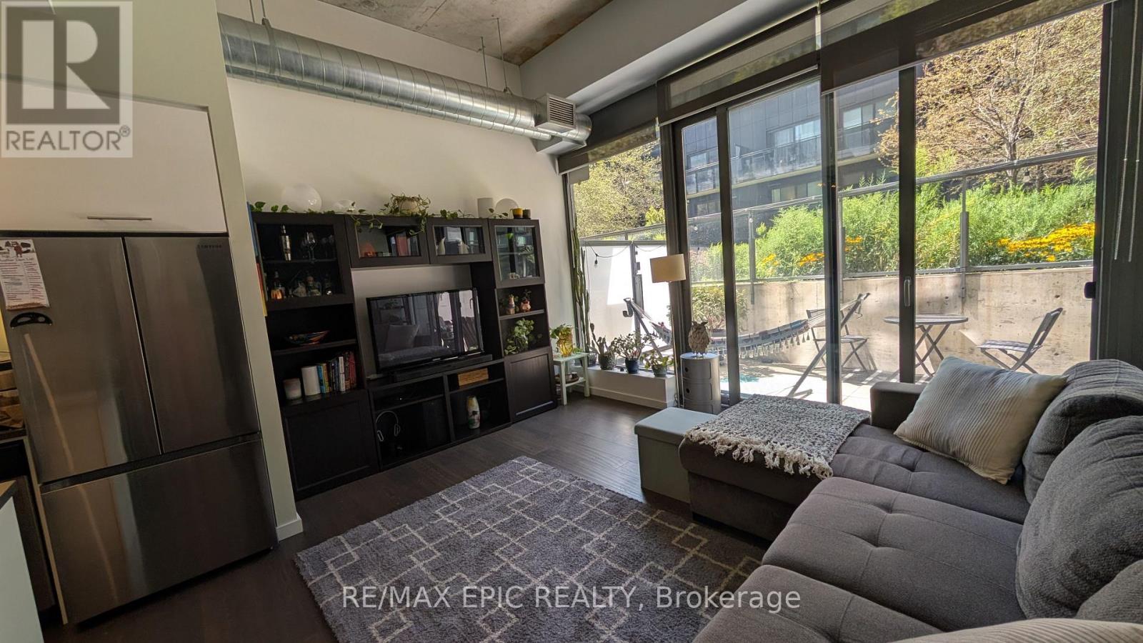 305 - 32 Trolley Crescent, Toronto, Ontario  M5A 0E9 - Photo 7 - C13729662
