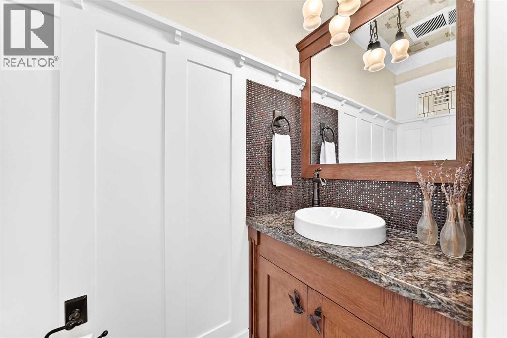 95 Lissington Drive Sw, Calgary, Alberta  T3E 5E4 - Photo 24 - A2338870