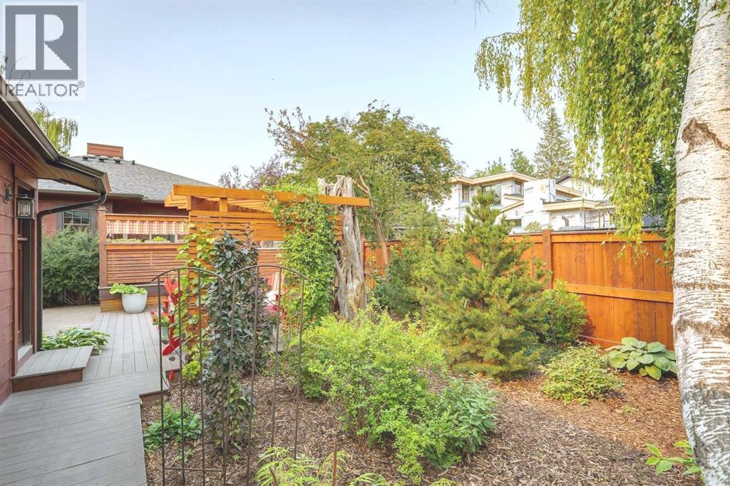 95 Lissington Drive Sw, Calgary, Alberta  T3E 5E4 - Photo 45 - A2338870